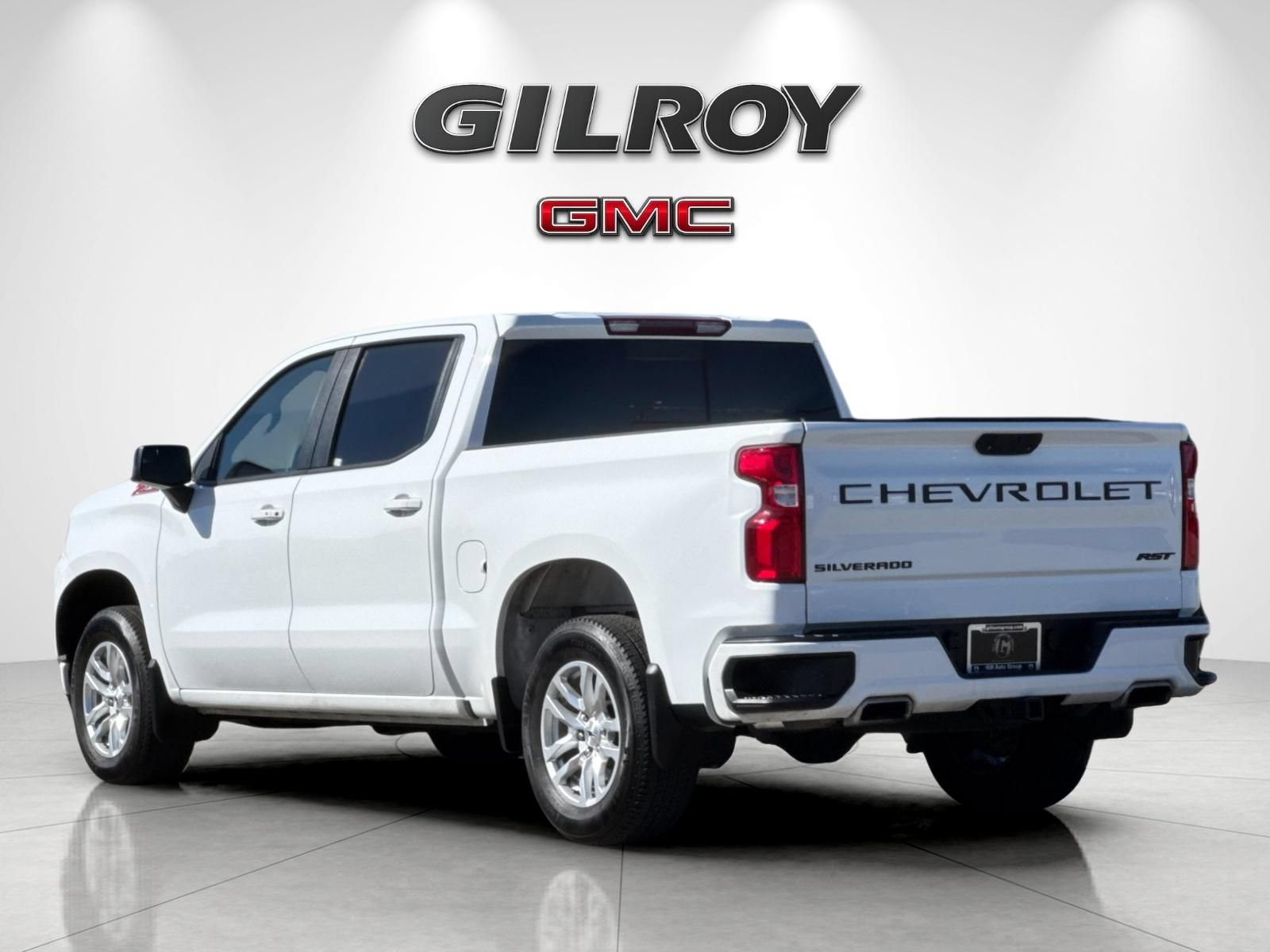 Used 2022 Chevrolet Silverado 1500 RST w/ Convenience Package II AWD/4WD image 5