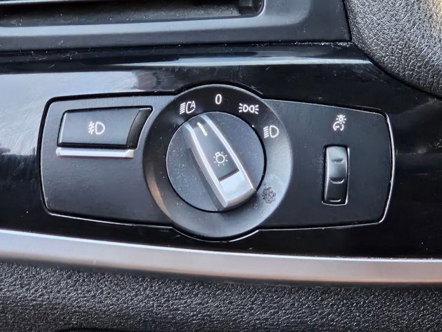Used 2017 BMW X3 sDrive28i RWD image 23