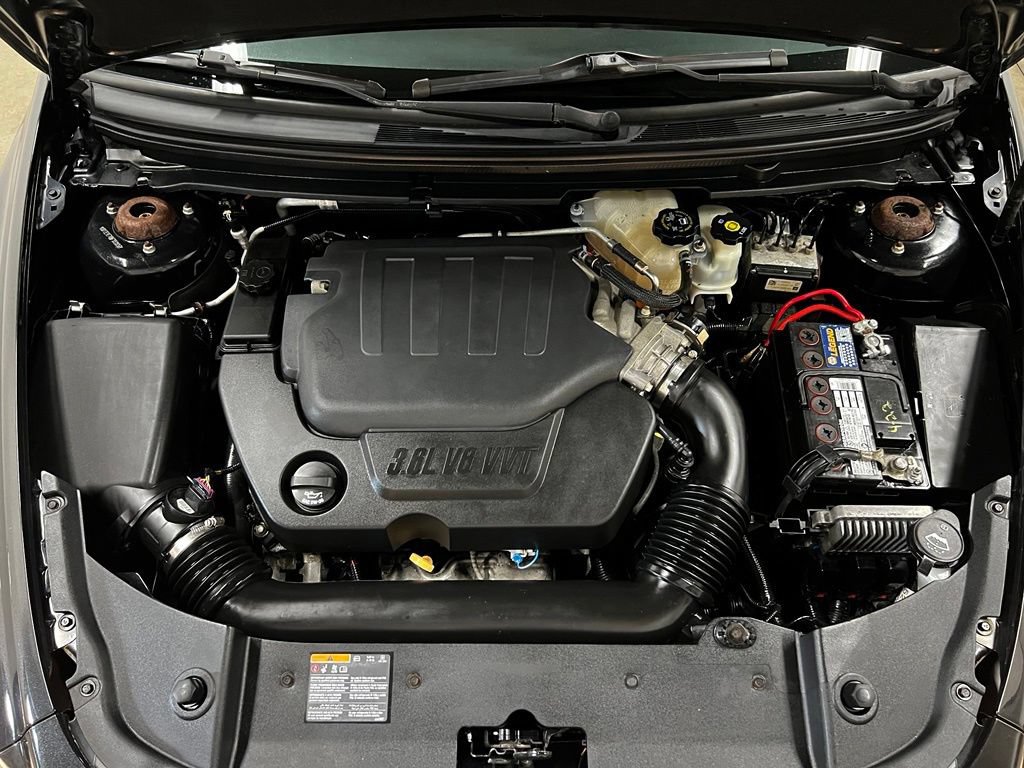 Used 2011 Chevrolet Malibu LTZ w/ HFV6 Engine Package FWD image 35