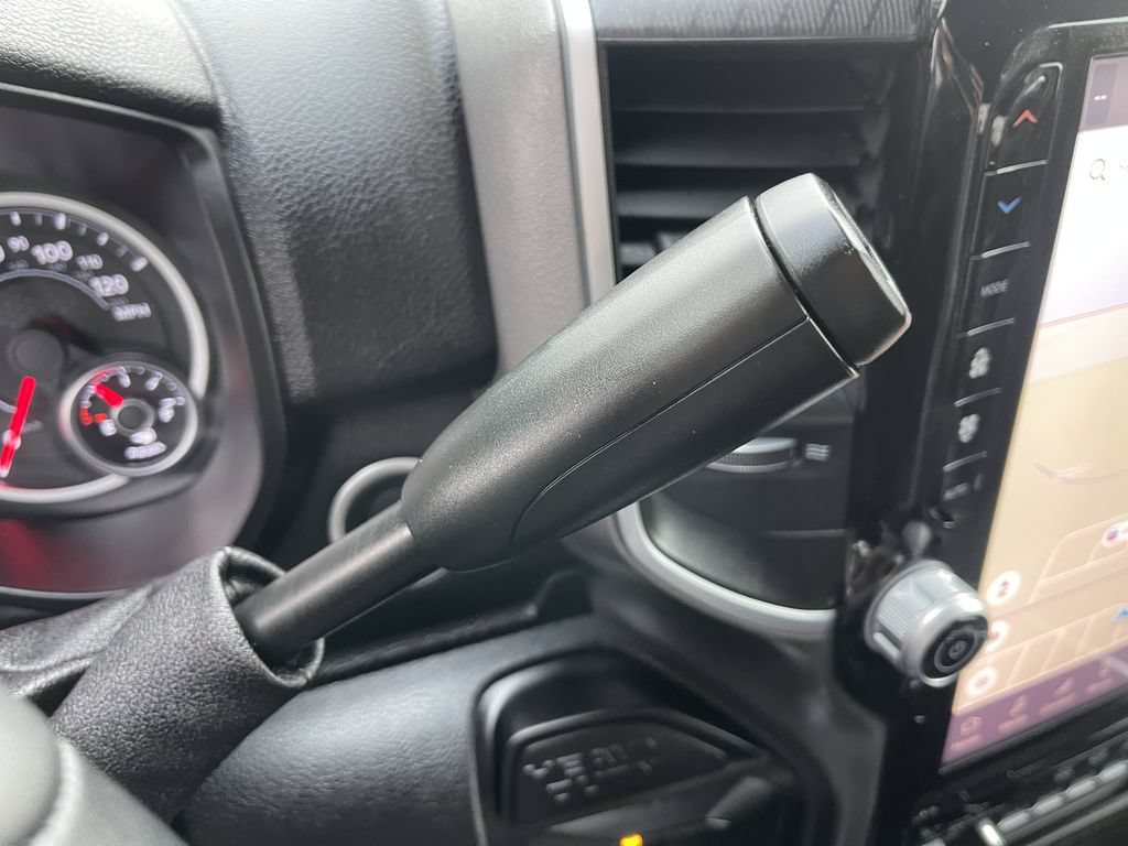 New 2026 RAM 3500 Big Horn AWD/4WD image 34