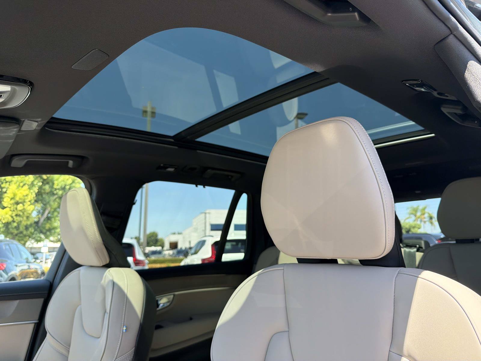 New 2027 Volvo XC90 B6 Bright AWD/4WD image 25