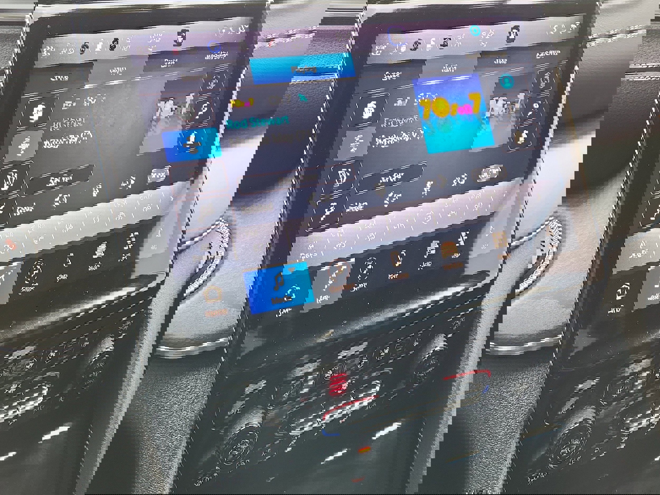 Used 2024 Jeep Grand Cherokee Overland image 19