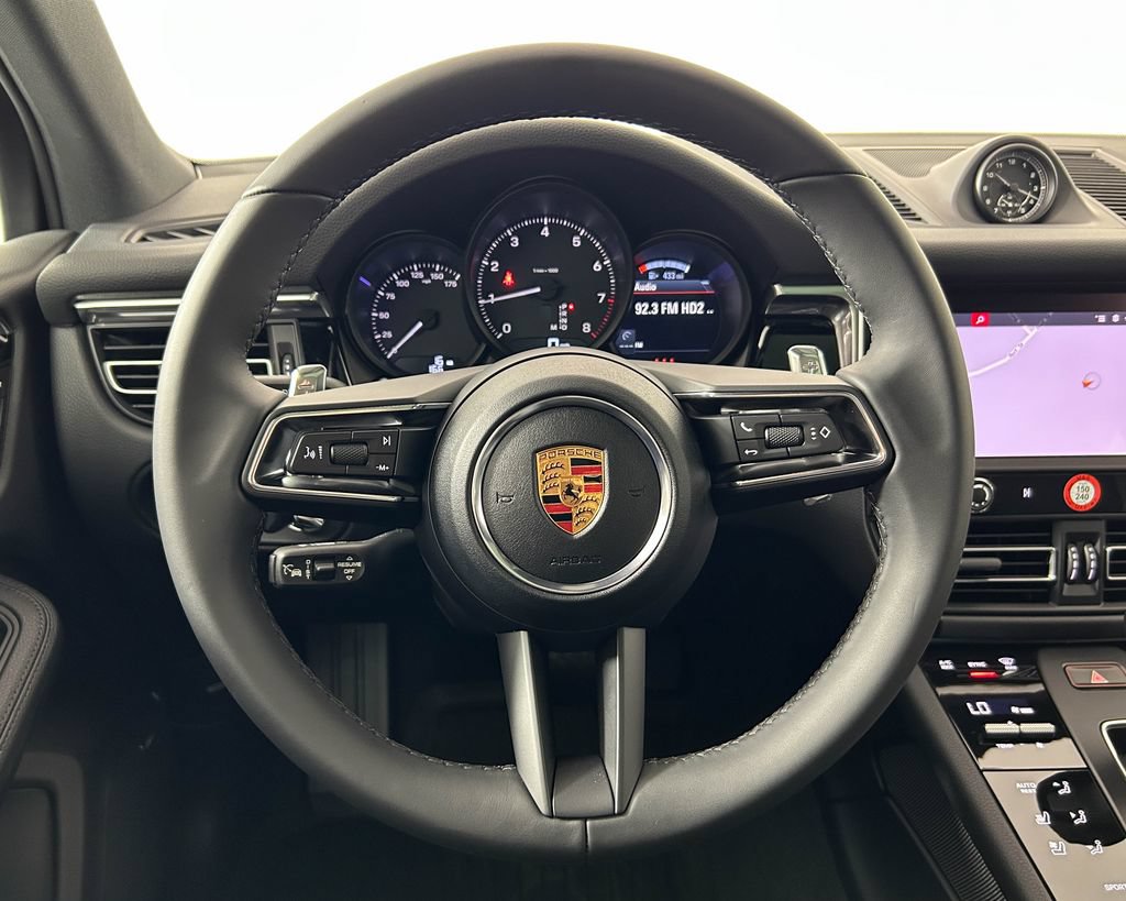 New 2026 Porsche Macan AWD/4WD image 17