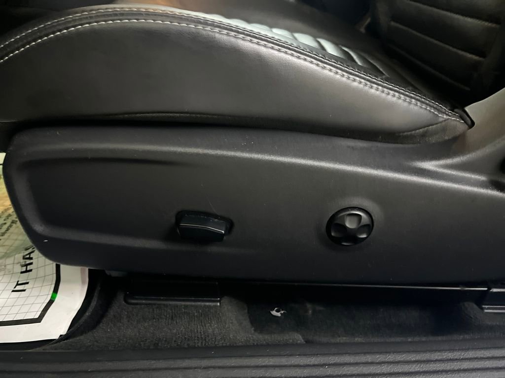 Used 2013 Dodge Challenger R/T Plus image 48