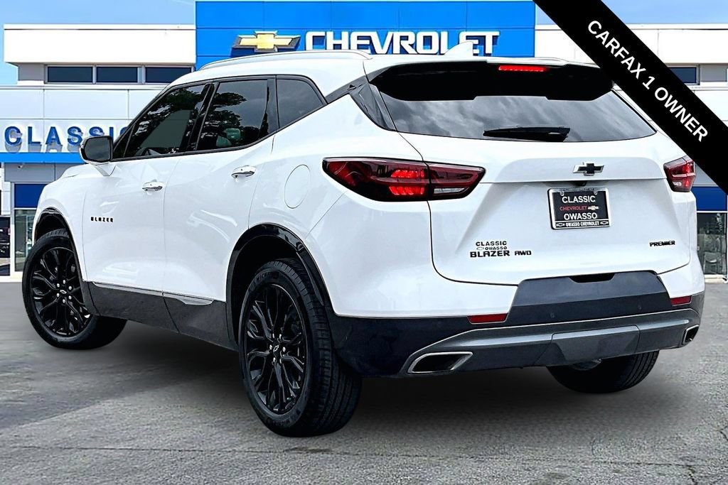 Used 2024 Chevrolet Blazer Premier w/ Enhanced Convenience Package AWD/4WD image 3