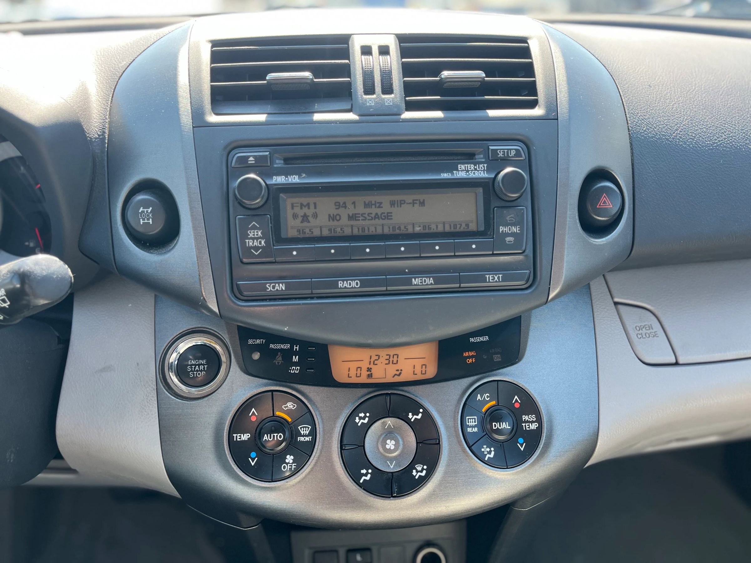 Used 2012 Toyota RAV4 Limited w/ Premium Plus Value Pkg image 20