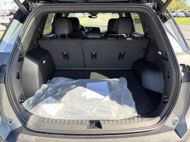 New 2027 Chevrolet Equinox RS w/ Safety and Technology Package AWD/4WD image 19