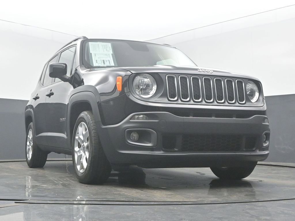 Used 2017 Jeep Renegade Latitude FWD image 51