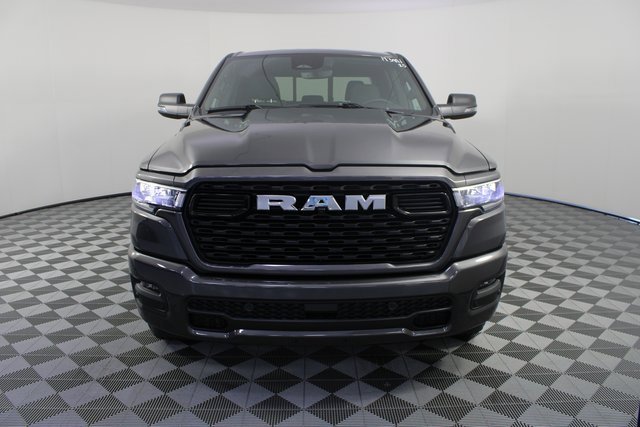New 2025 RAM 1500 4x4 Crew Cab image 25