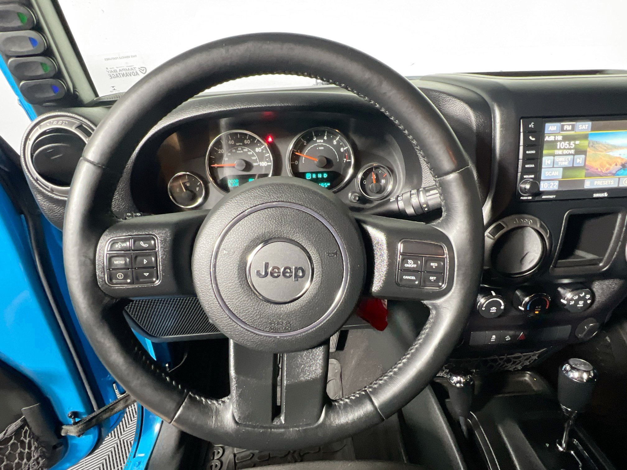 Used 2017 Jeep Wrangler Unlimited Sport w/ Connectivity Group AWD/4WD image 17