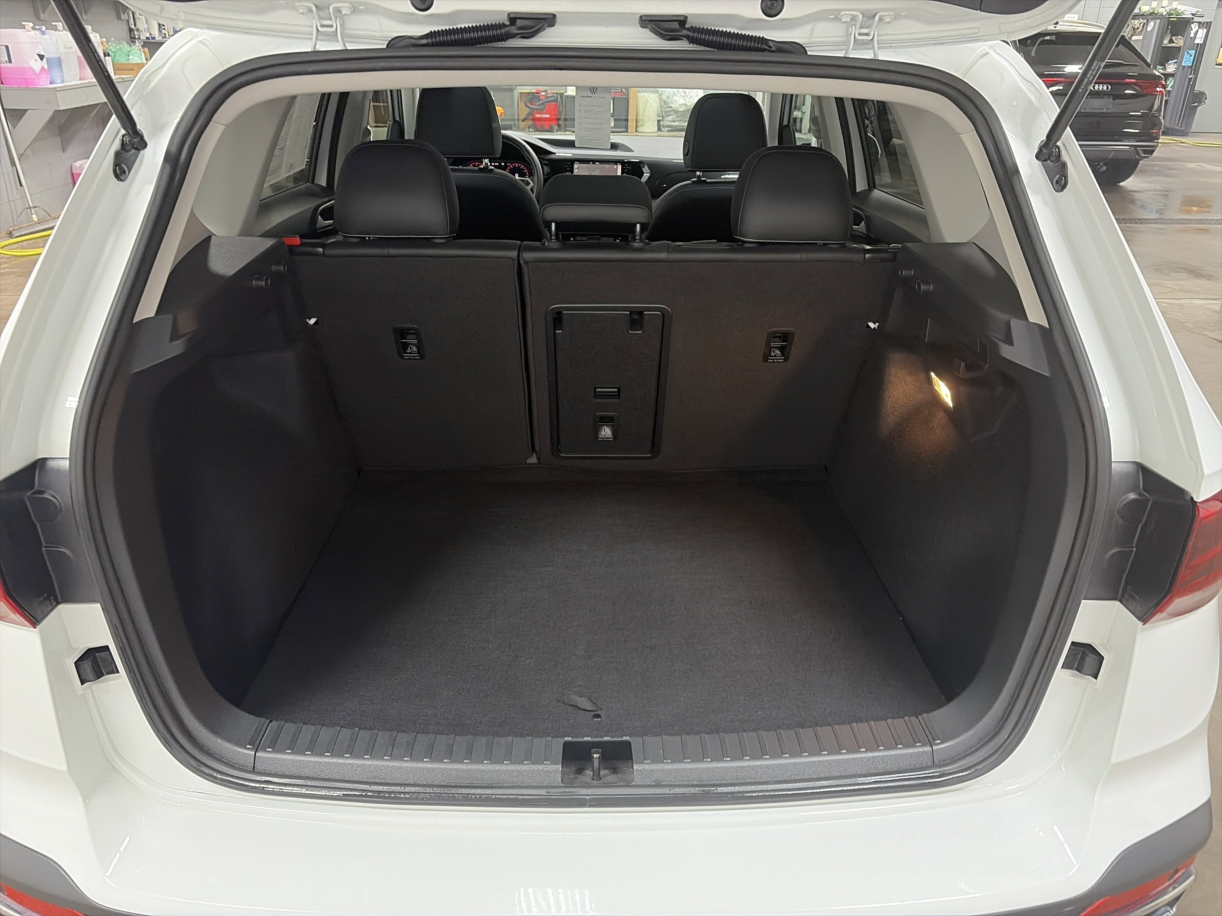 Certified 2022 Volkswagen Taos SEL AWD/4WD image 29