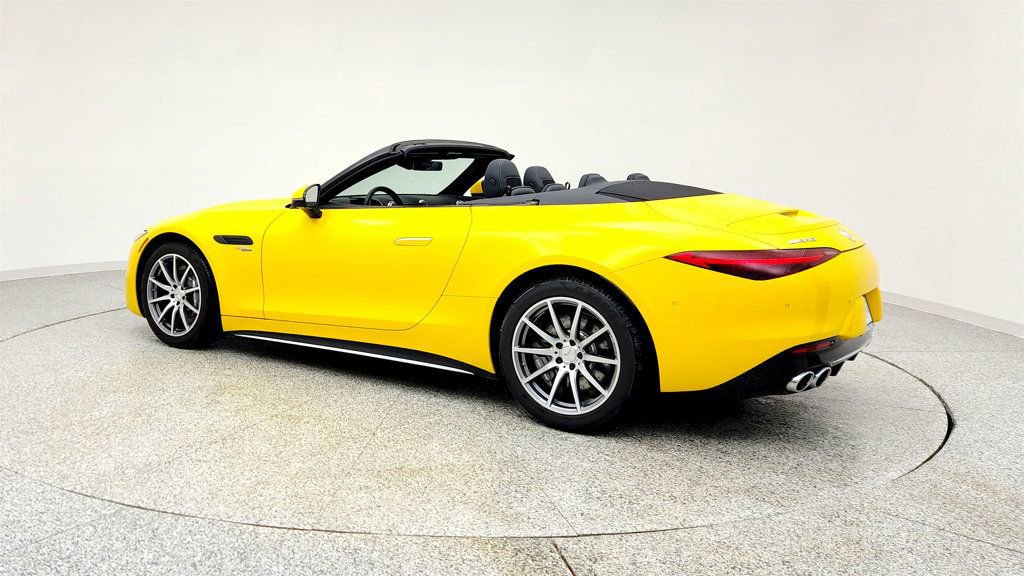 Used 2023 Mercedes-Benz SL 43 AMG image 7