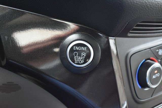 Used 2017 Ford Escape Titanium image 22