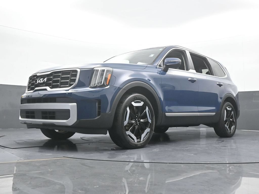 Used 2024 Kia Telluride S w/ S Sunroof Package FWD image 59