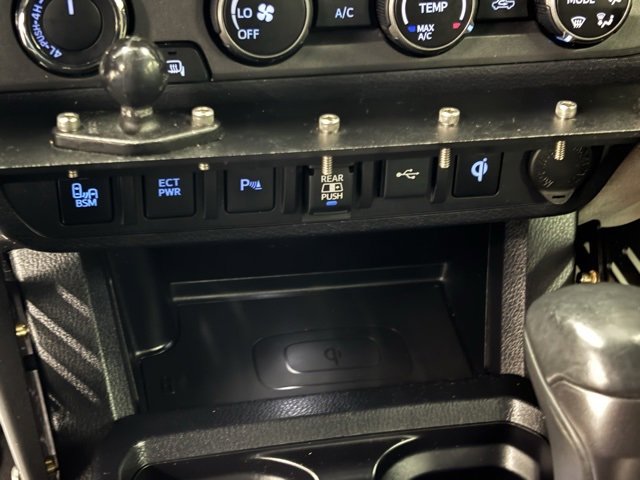 Used 2020 Toyota Tacoma 4x4 Double Cab image 26
