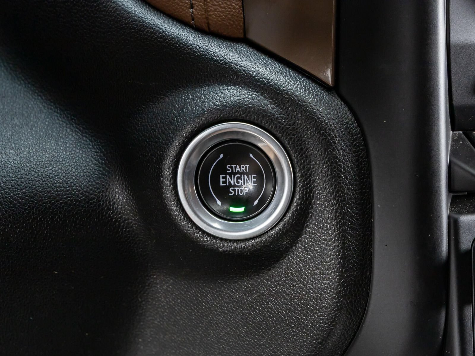 Used 2019 Chevrolet Silverado 1500 High Country AWD/4WD image 19