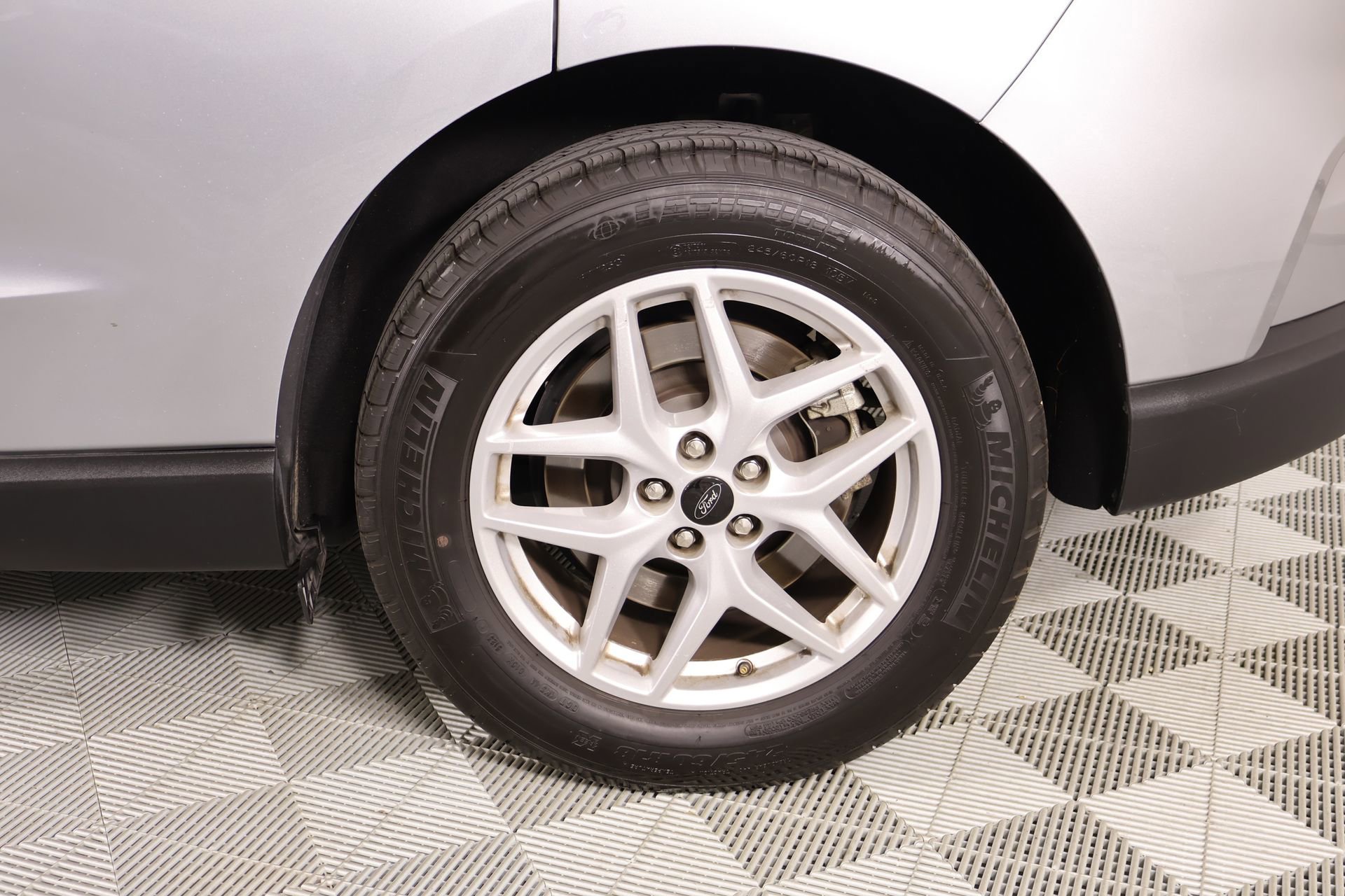 Used 2024 Ford Edge SEL image 18