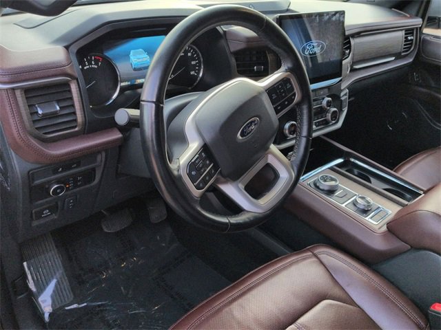 Used 2023 Ford Expedition Max Limited image 11