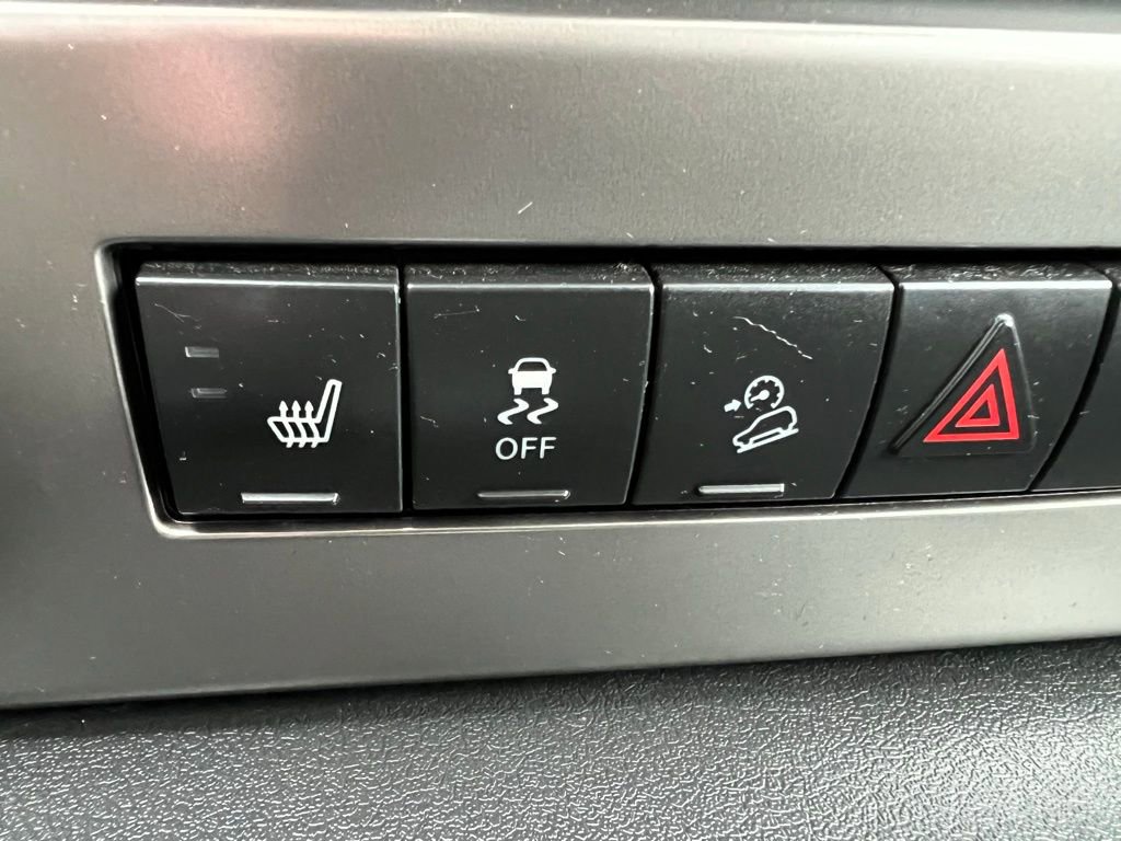 Used 2012 Jeep Liberty Sport image 33