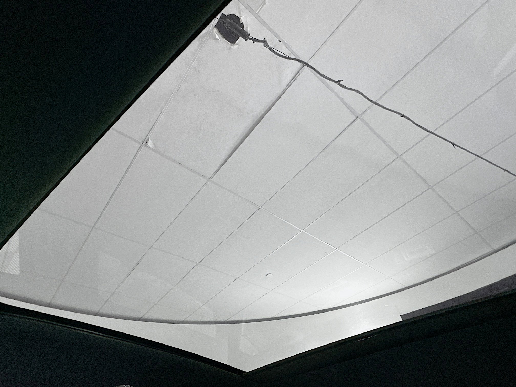 Used 2024 Jaguar E-PACE R-Dynamic SE image 25