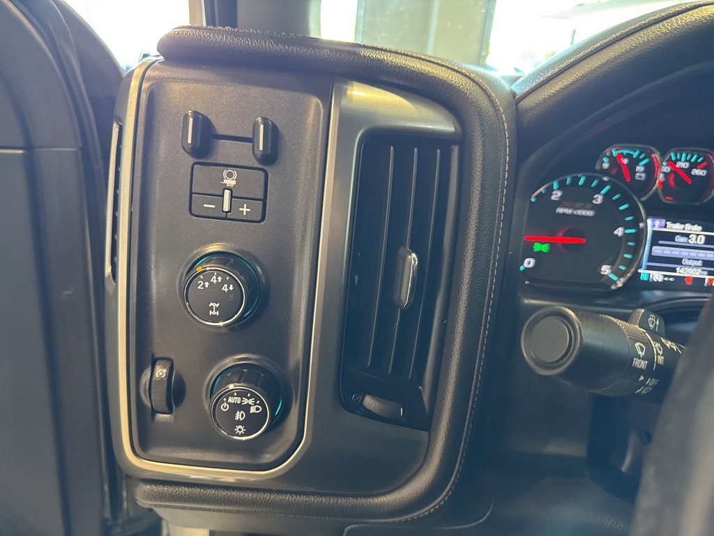 Used 2016 Chevrolet Silverado 3500 LTZ w/ Duramax Plus Package image 31