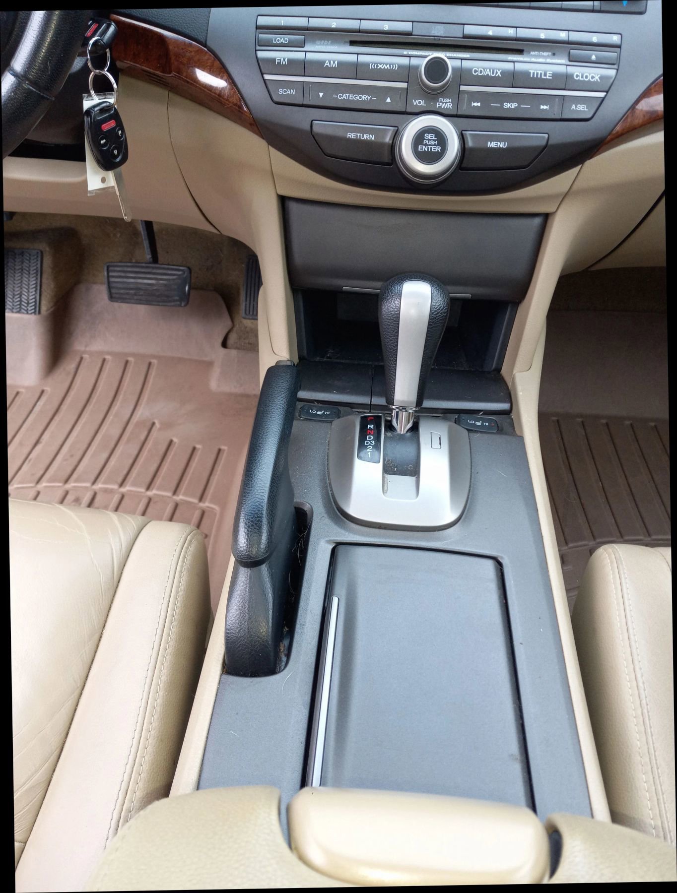 Used 2011 Honda Accord EX-L image 9