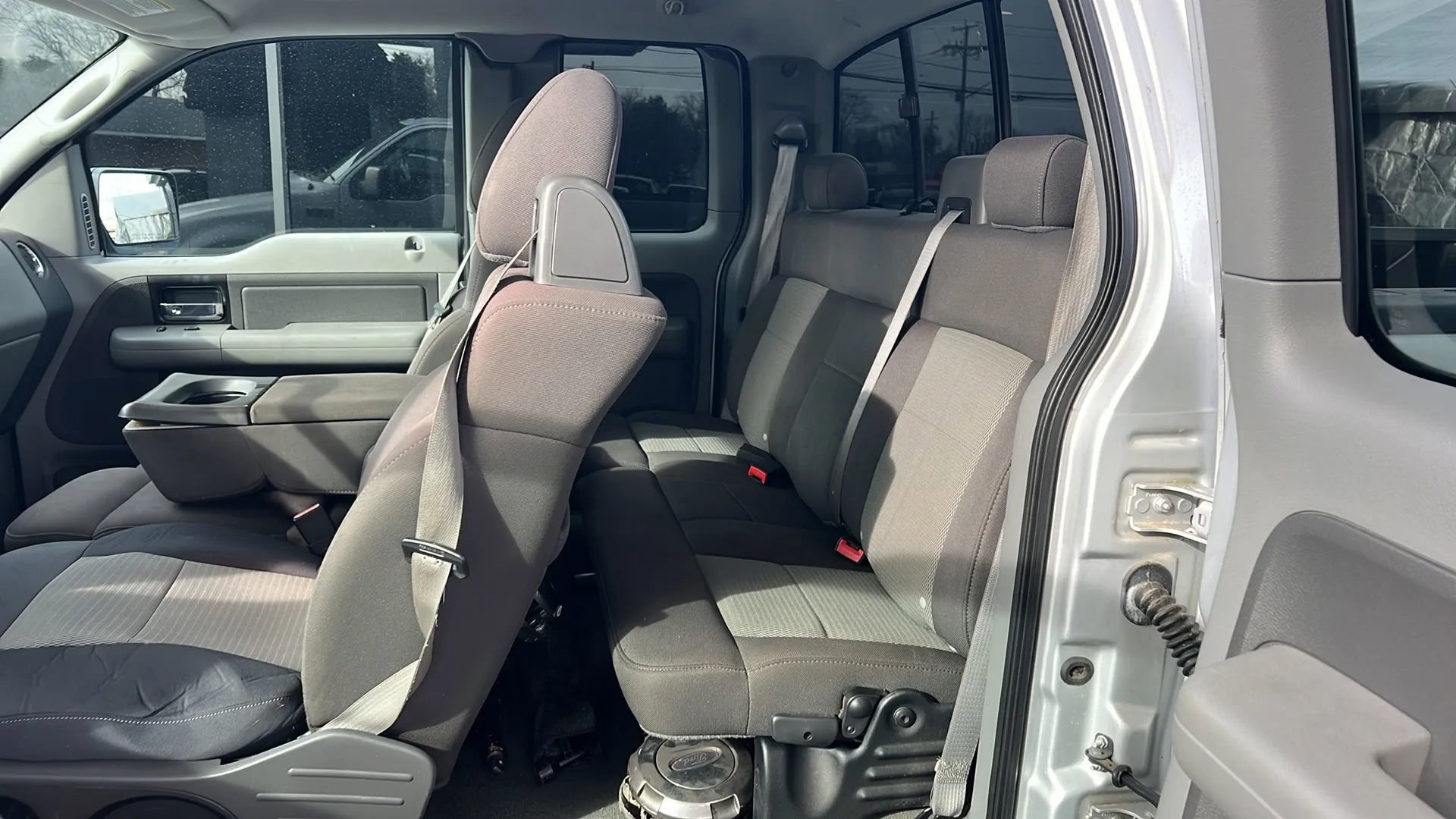 Used 2006 Ford F150 XLT image 17