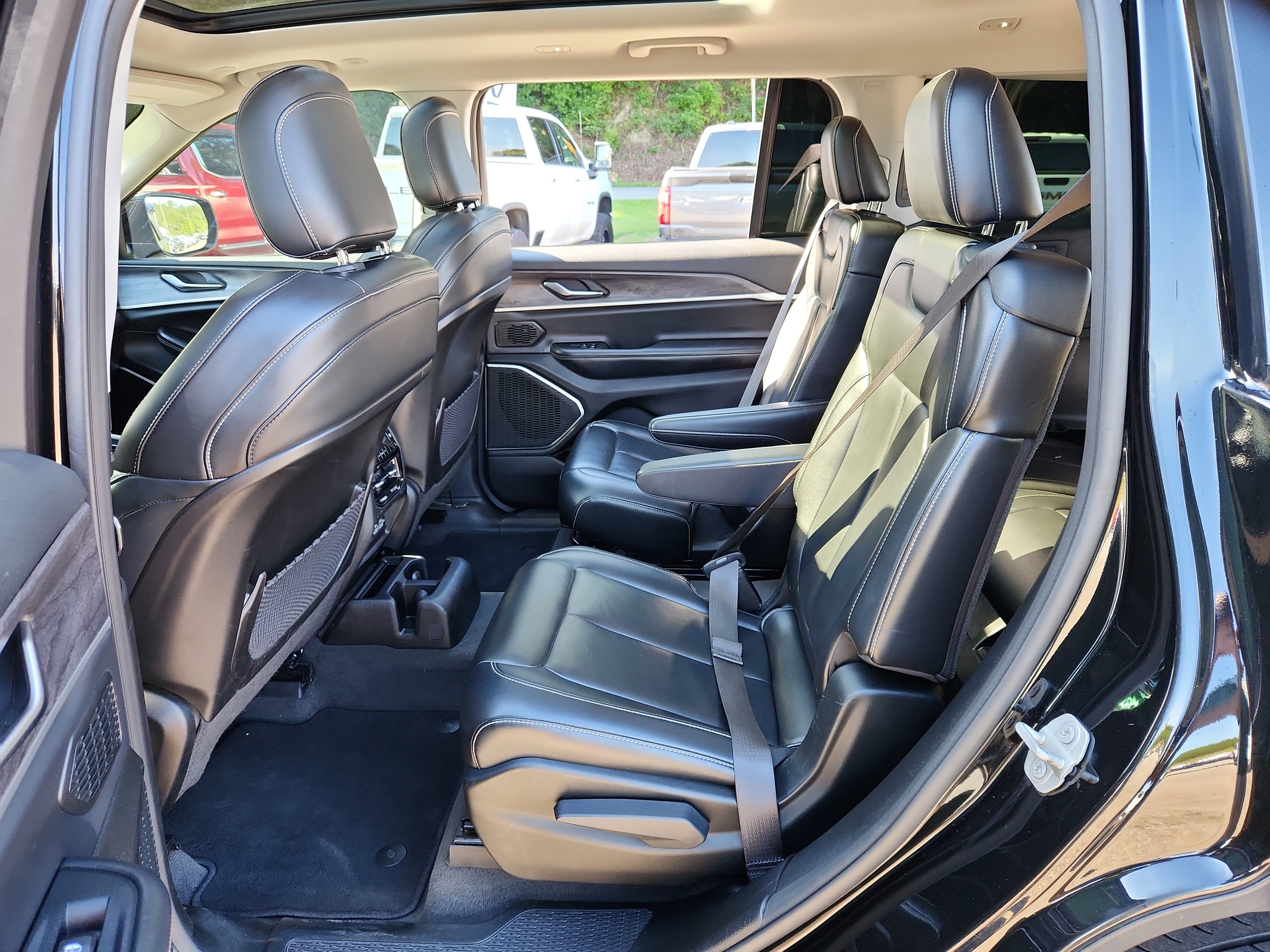 Used 2021 Jeep Grand Cherokee L Limited image 46