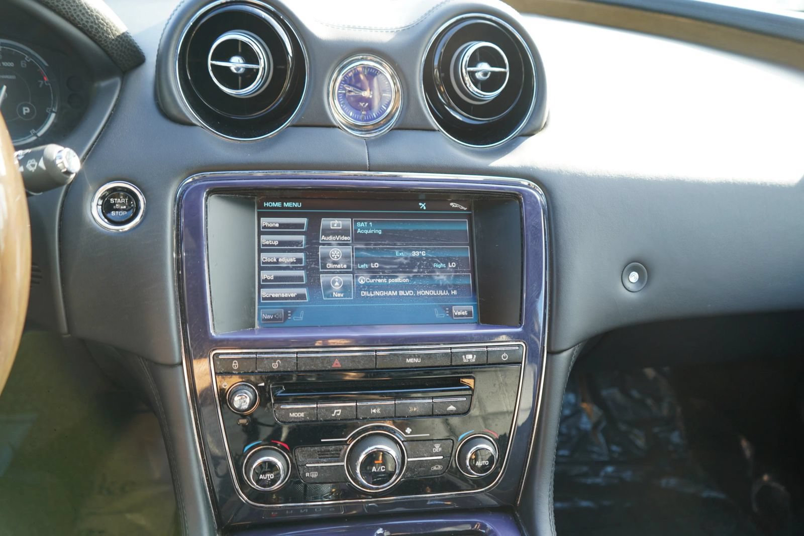 Used 2011 Jaguar XJ L Supersport RWD image 11