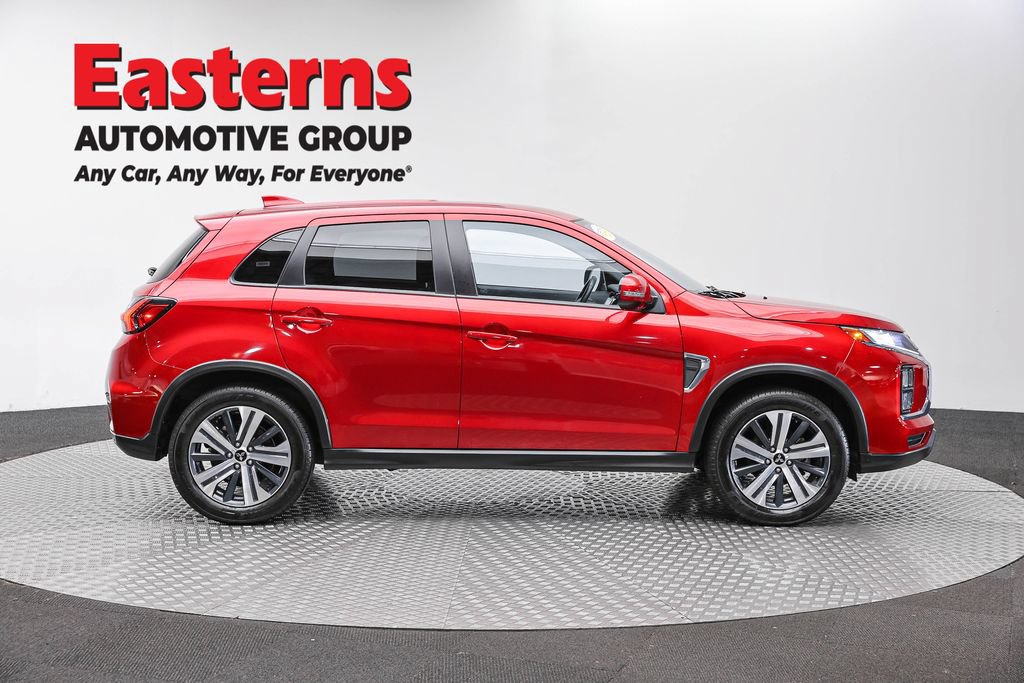 Used 2025 Mitsubishi Outlander Sport SE AWD/4WD image 4