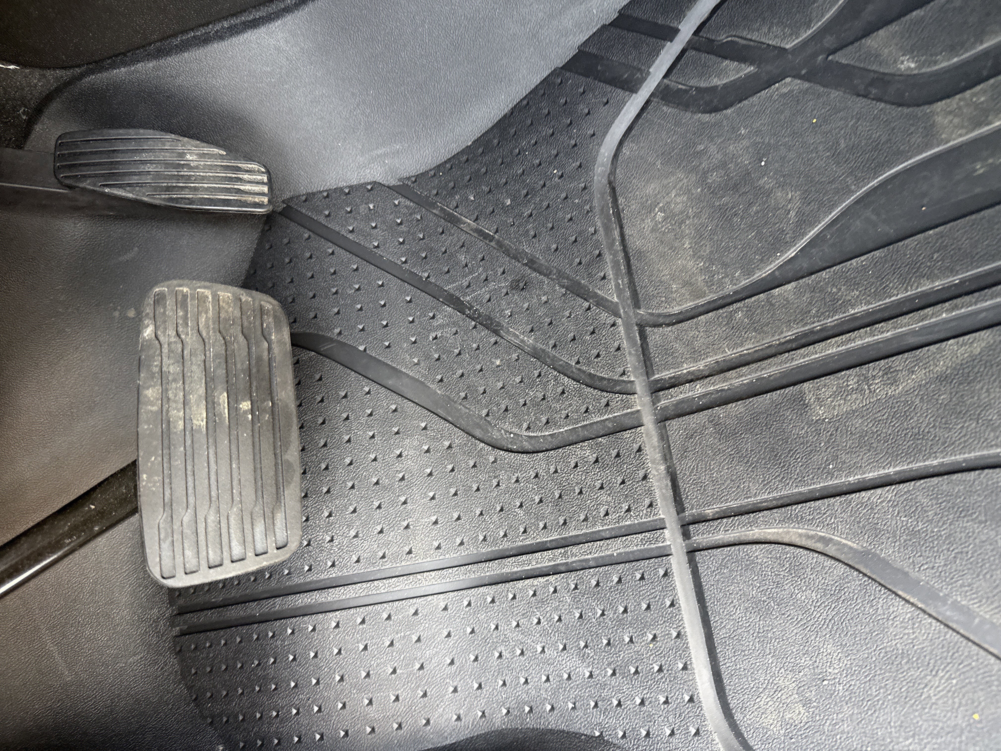 Used 2024 Chevrolet Tahoe Z71 w/ Z71 Off-Road Package image 17