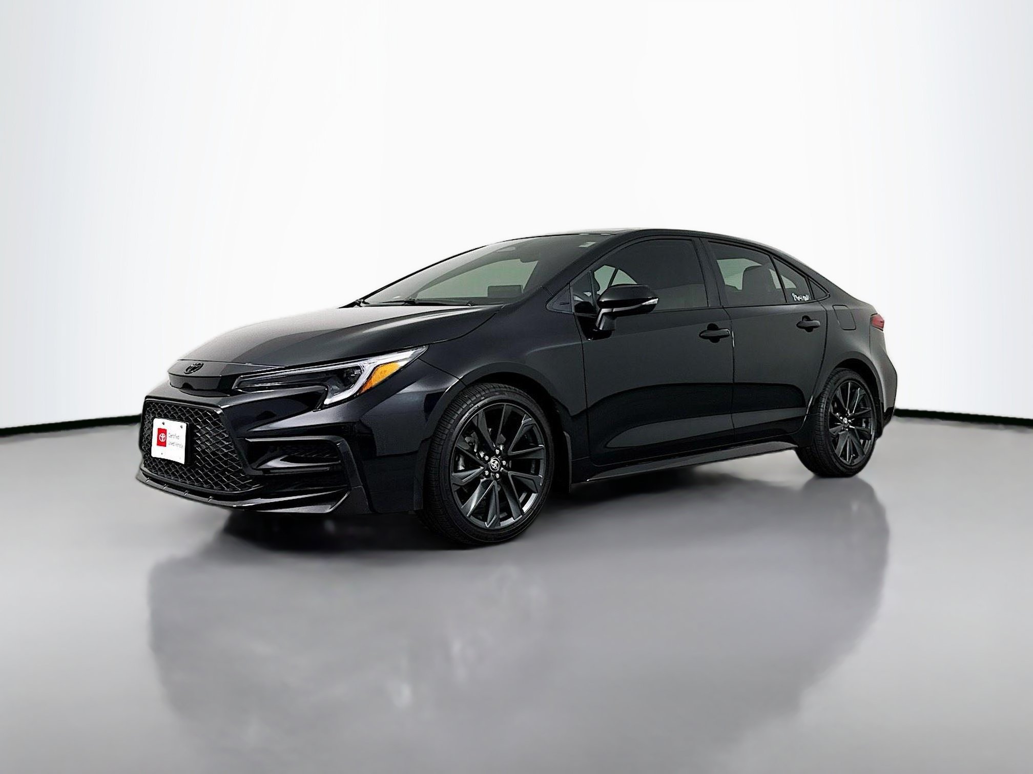 Certified 2025 Toyota Corolla XSE FWD image 3