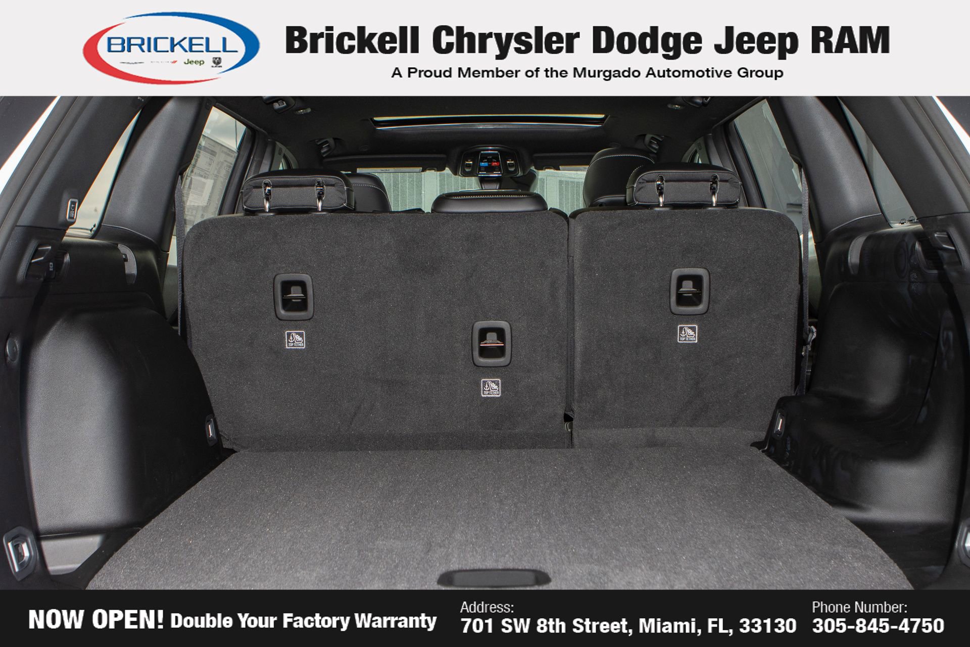 New 2025 Jeep Grand Cherokee Laredo image 9