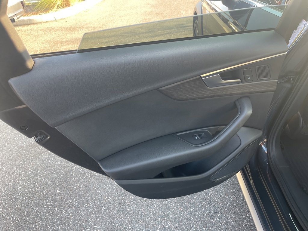 Used 2017 Audi A4 2.0T allroad Prestige image 29