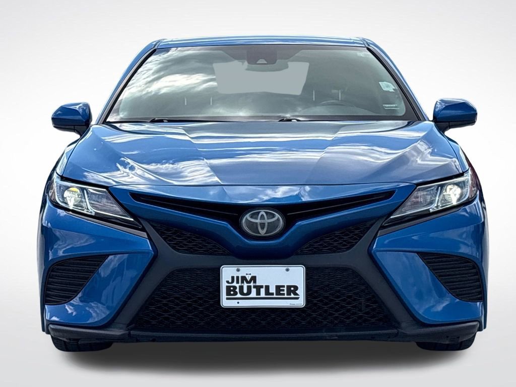 Used 2019 Toyota Camry SE FWD image 12