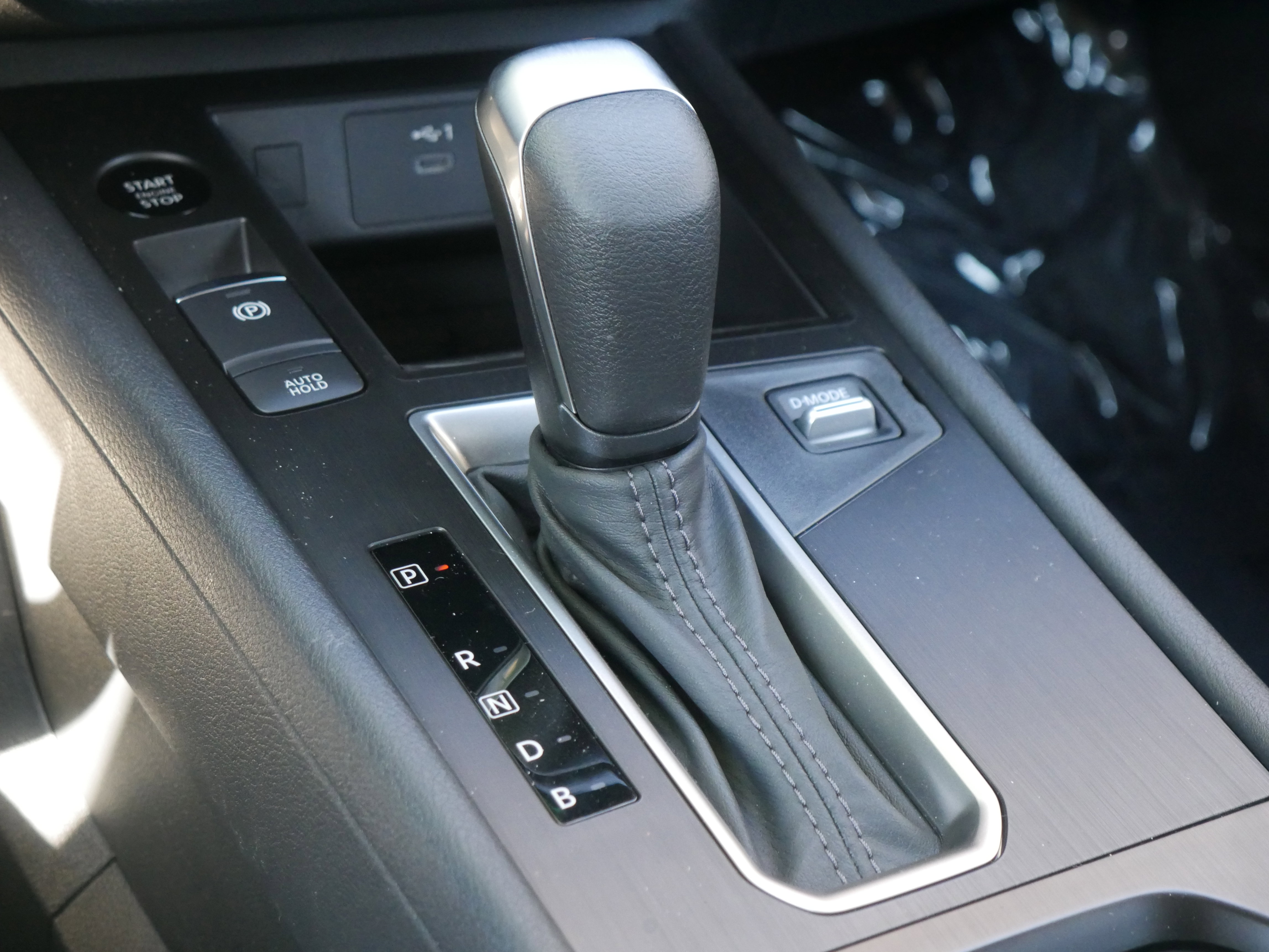 New 2026 Nissan Kicks SV w/ SV Premium Package image 13