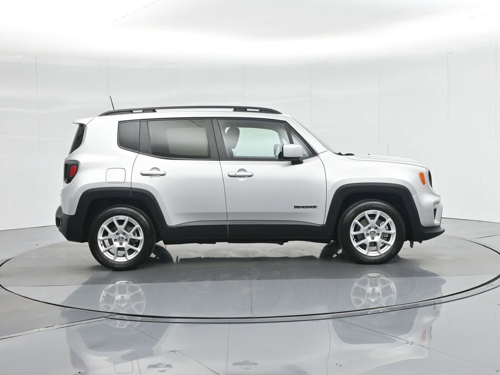 Used 2019 Jeep Renegade Latitude image 27