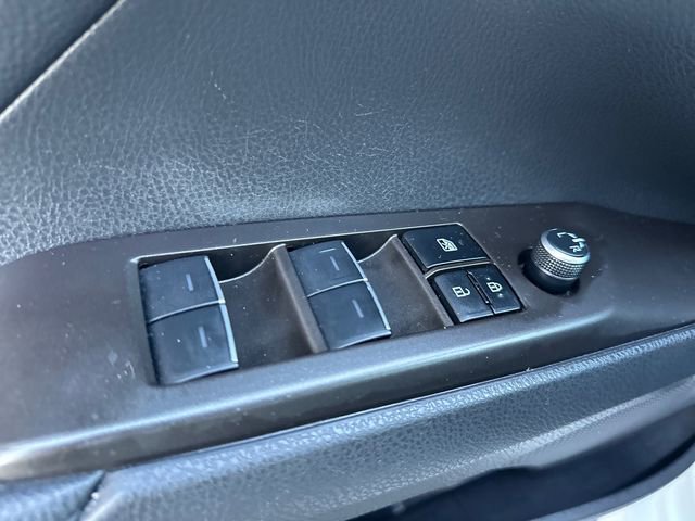Used 2023 Toyota Camry XLE FWD image 14