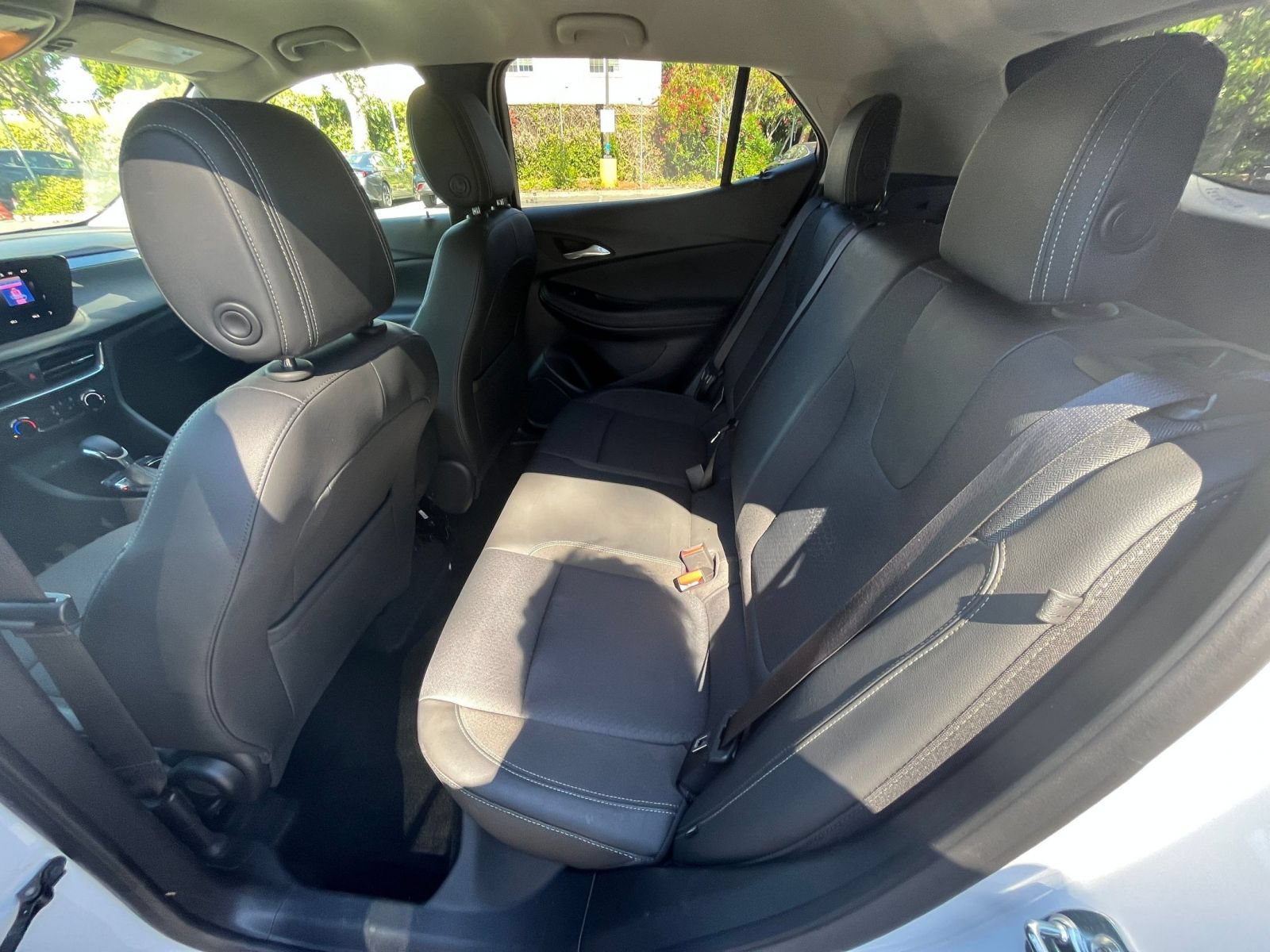 Used 2025 Buick Encore GX Preferred FWD image 23
