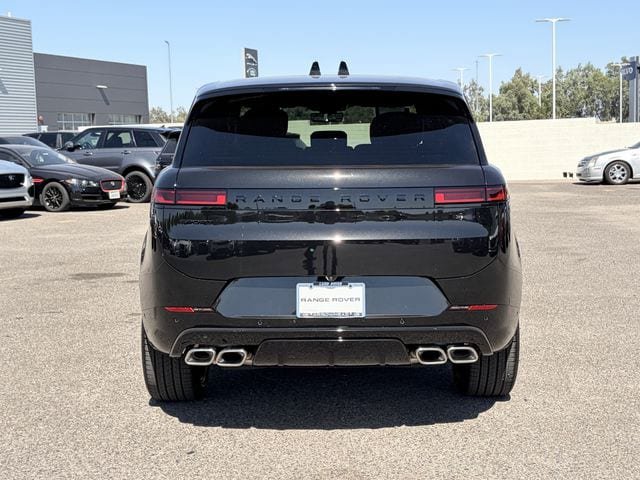 New 2026 Land Rover Range Rover Sport Dynamic SE AWD/4WD image 19