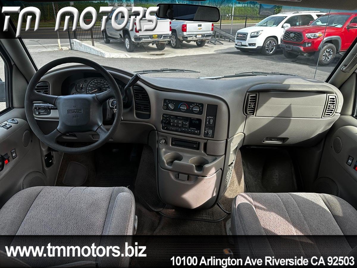 Used 2000 GMC Safari Passenger w/ Sle Marketing Option Pkg 2 RWD image 7