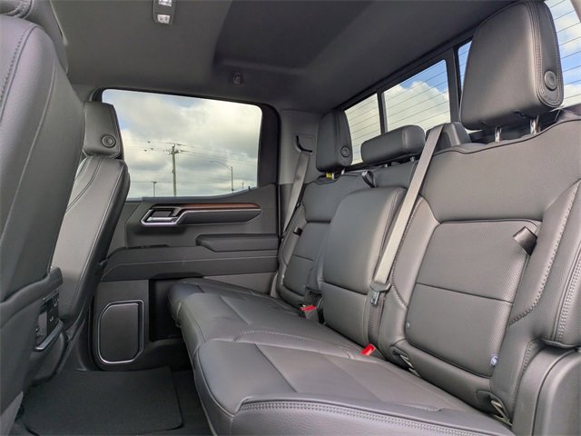 New 2026 GMC Sierra 1500 Denali w/ Denali Reserve Package image 14