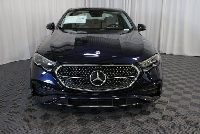 New 2026 Mercedes-Benz E 350 4MATIC Sedan image 2