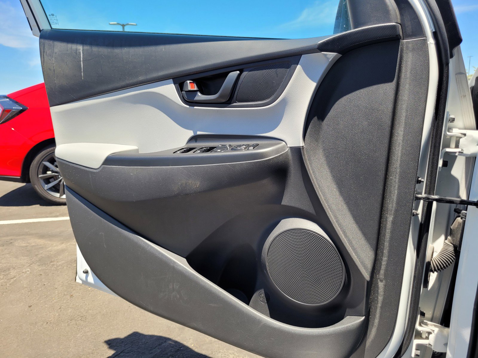 Used 2022 Hyundai Kona SEL w/ Cargo Package FWD image 25
