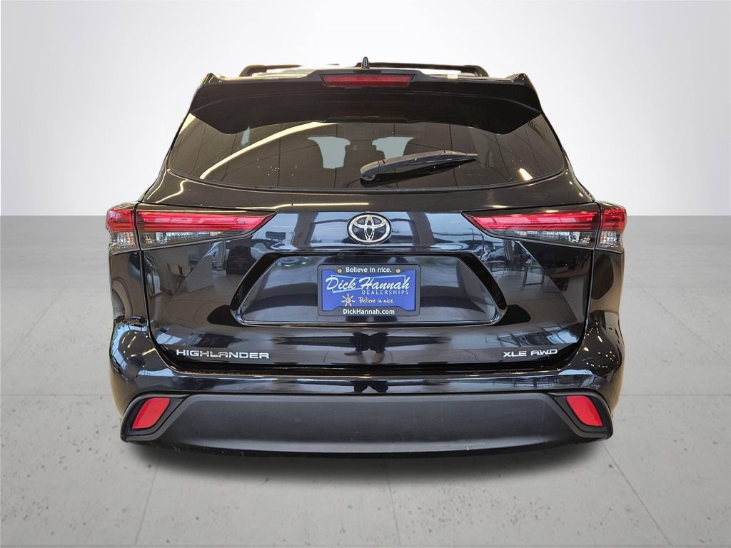 Used 2023 Toyota Highlander XLE image 8