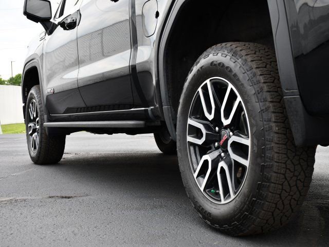 Used 2026 GMC Sierra 1500 AT4 w/ AT4 Premium Package AWD/4WD image 10