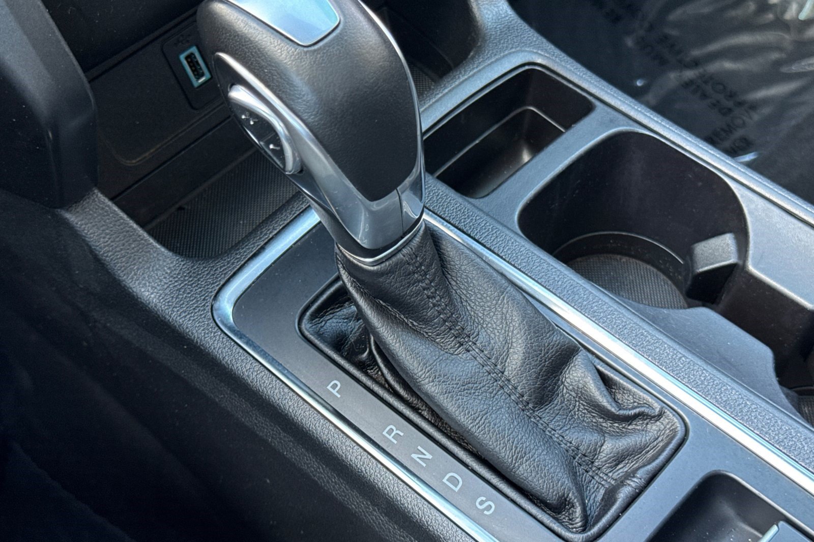 Used 2019 Ford Escape SEL FWD image 18