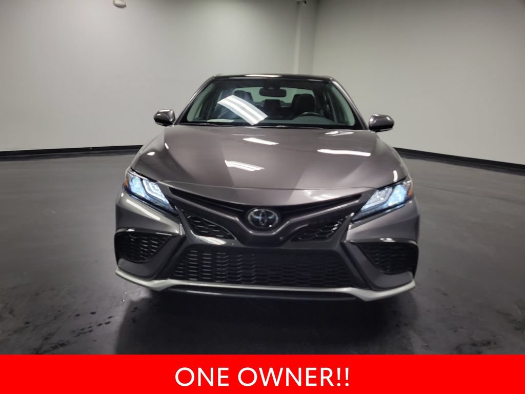 Used 2024 Toyota Camry XSE w/ Cold Weather Package FWD image 3