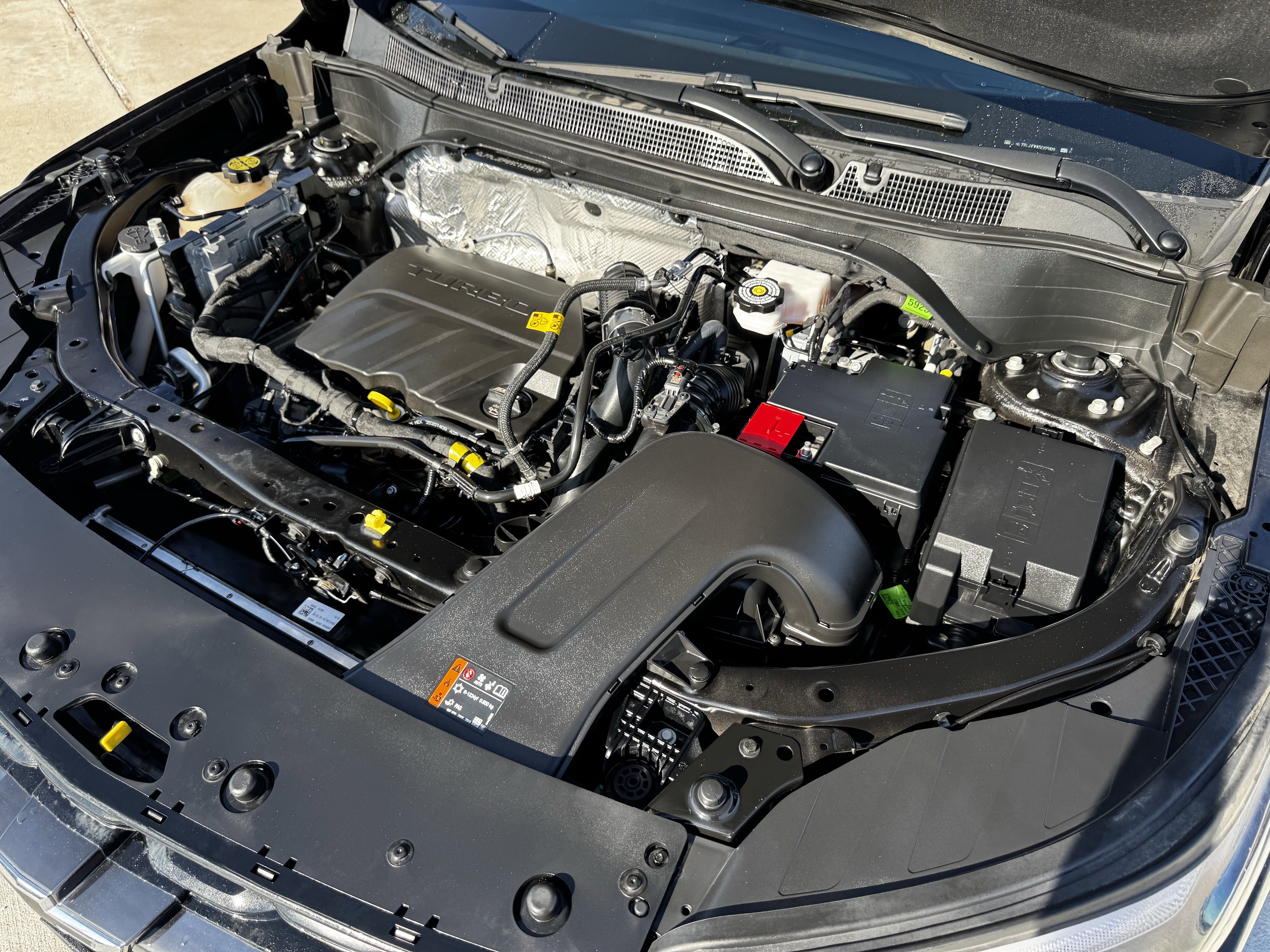 Used 2025 Chevrolet Trax RS w/ Driver Confidence Package image 33