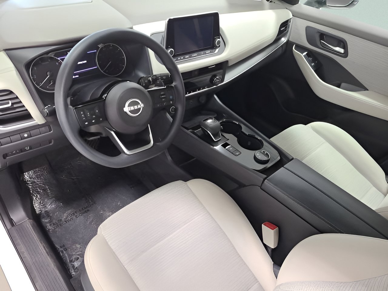 Used 2023 Nissan Rogue SV AWD/4WD image 25